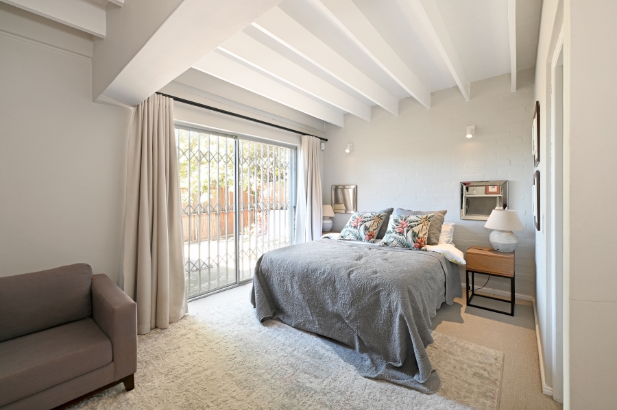 To Let 4 Bedroom Property for Rent in Newlands Western Cape